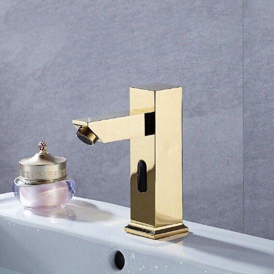 Elegante goudkleurige hygienische sensorkraan 0