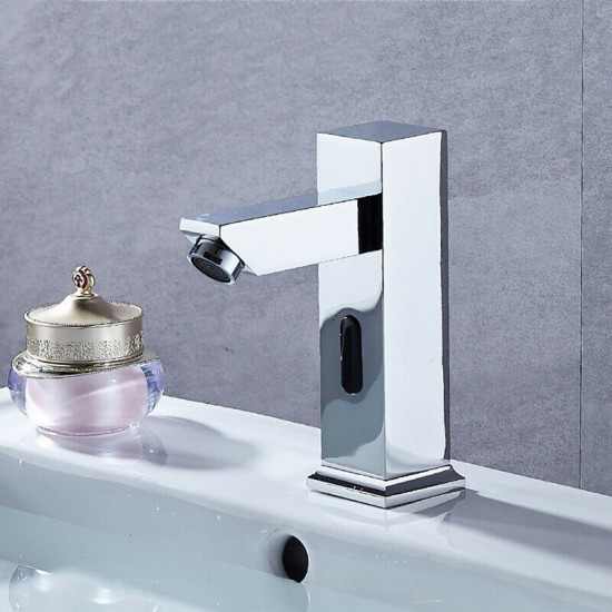 Strakke chroom sensor kraan